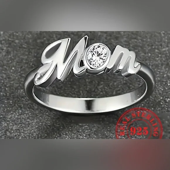 MOM RINGS - Picture 1 of 3